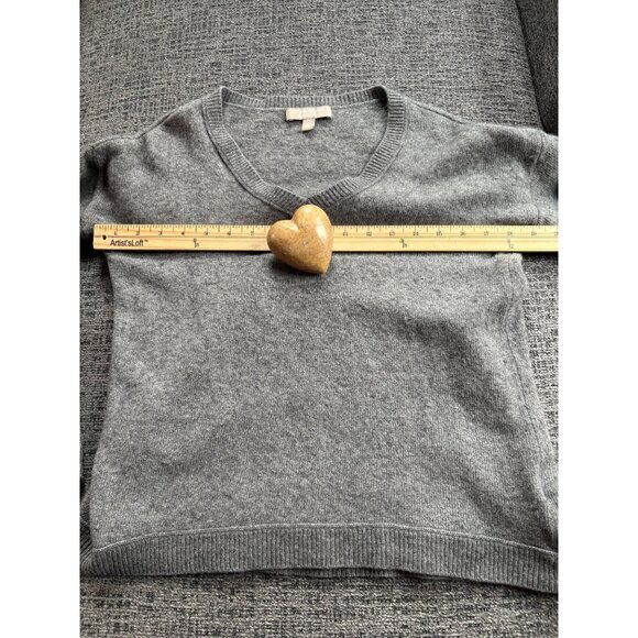 Banana Republic Gray V-Neck Sweater M - Merino Wool & Cashmere Blend - Picture 9 of 11